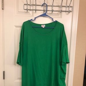 Never worn only tried on Kelly green Irma